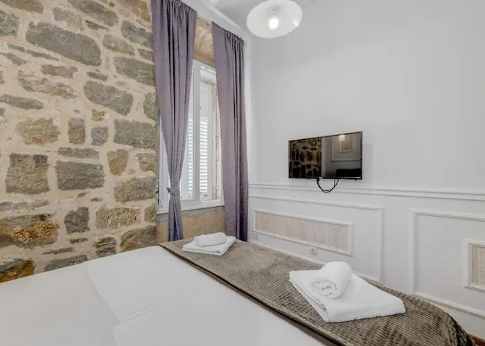 Lorenzzo Diocletian's Palazzo Storico 4* 斯普利特